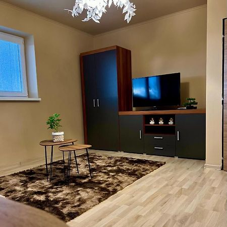 Garzon/ Studio Apartment Sahy Exterior foto